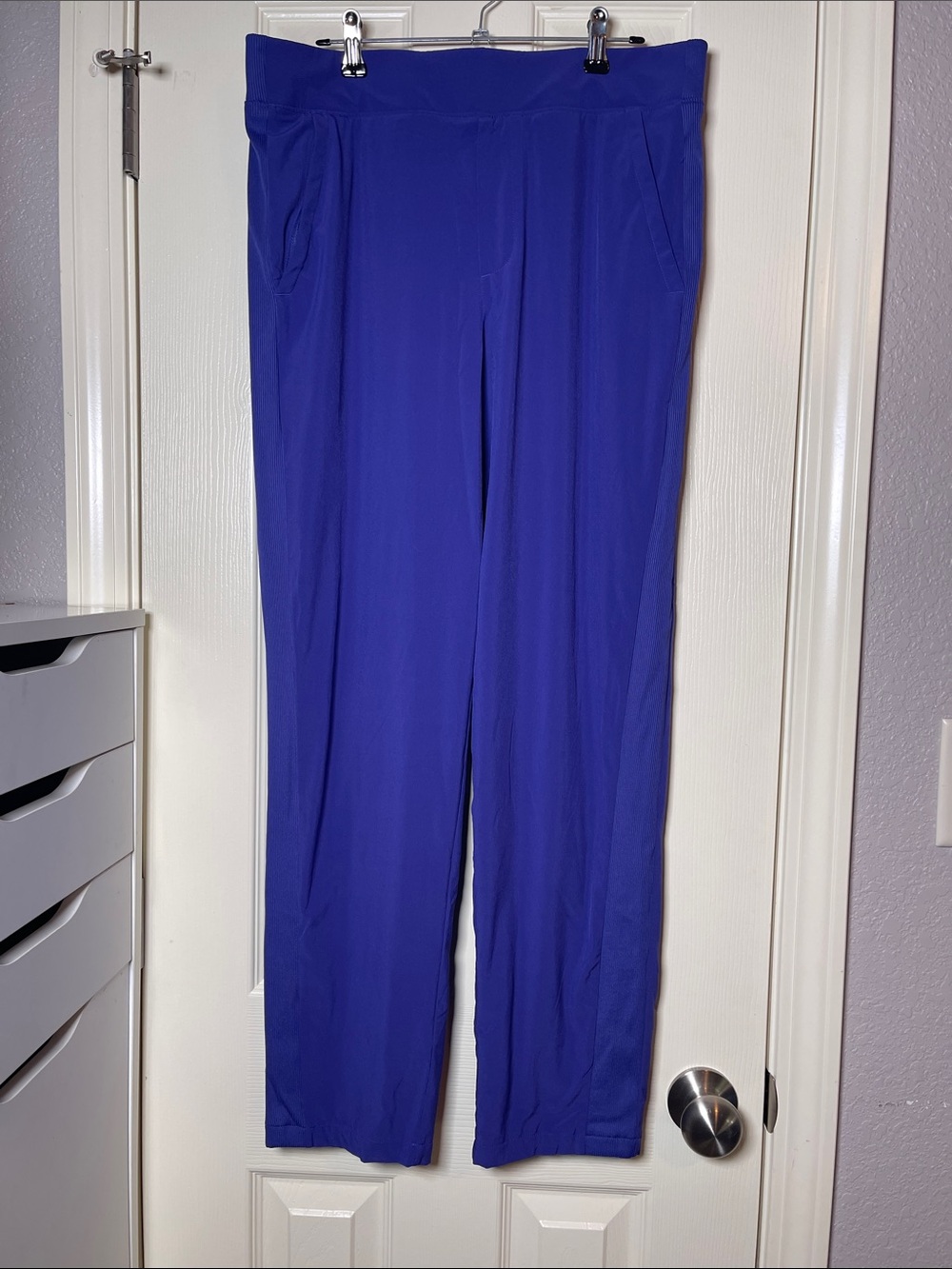 Athleta Blue/Purple Mix Pull-On Joggers
